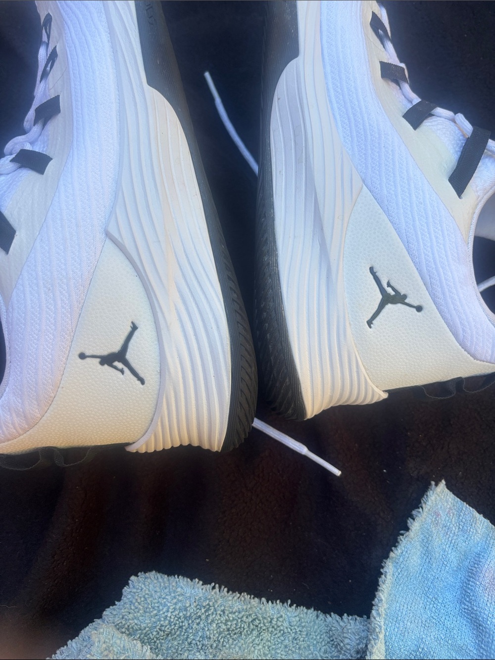 Jordan White and Black Performance Basketball Shoes AH8 110-110 Number. - Picture 5 of 8